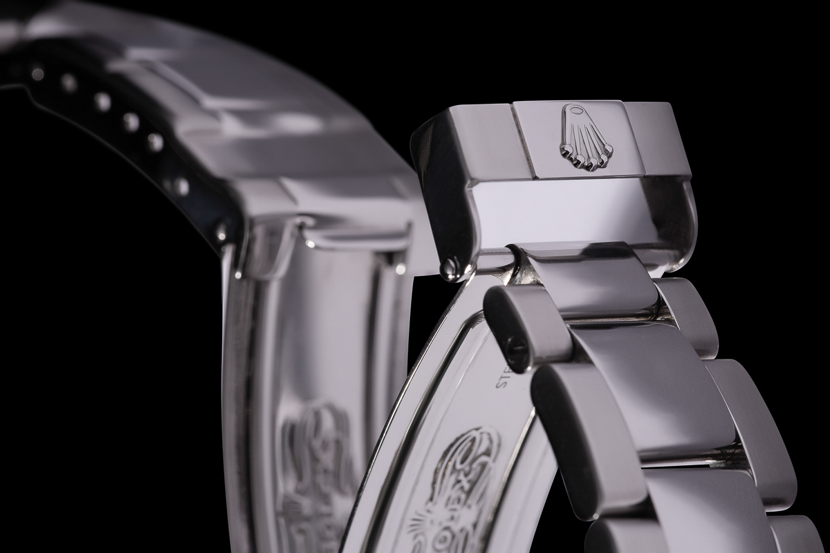 Timelounge watch e-commerce product photography Vienna — Atelier Égalité